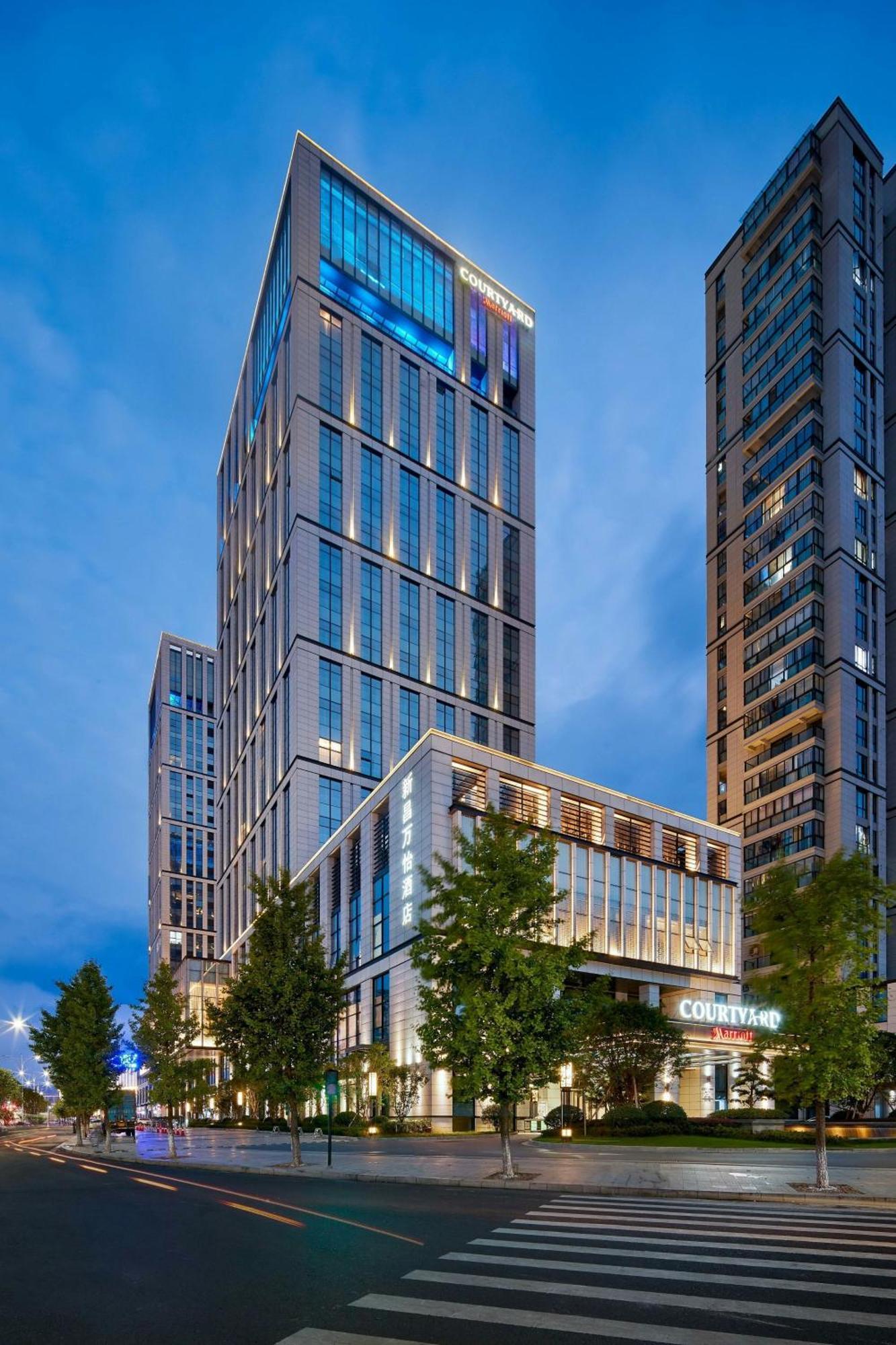 Courtyard By Marriott Xinchang Dış mekan fotoğraf