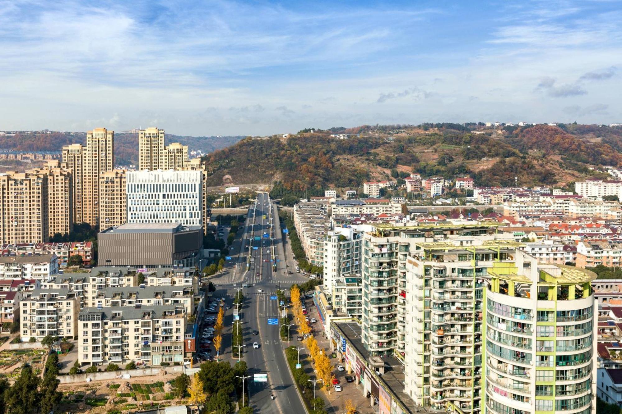 Courtyard By Marriott Xinchang Dış mekan fotoğraf