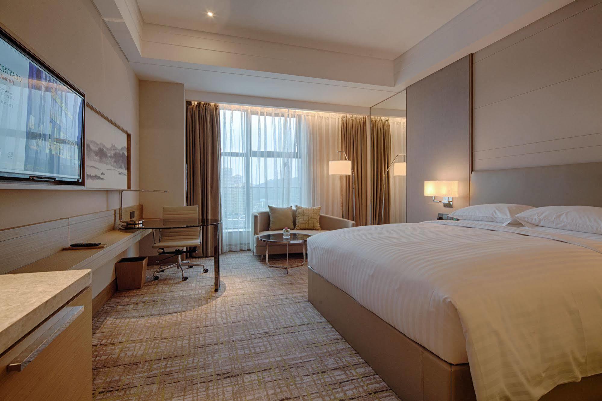 Courtyard By Marriott Xinchang Dış mekan fotoğraf